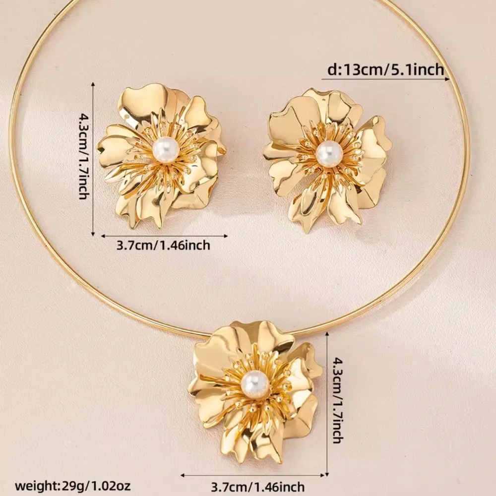 Zara lux unique adjustaby Gold Flower Necklace - Picture 7 of 10